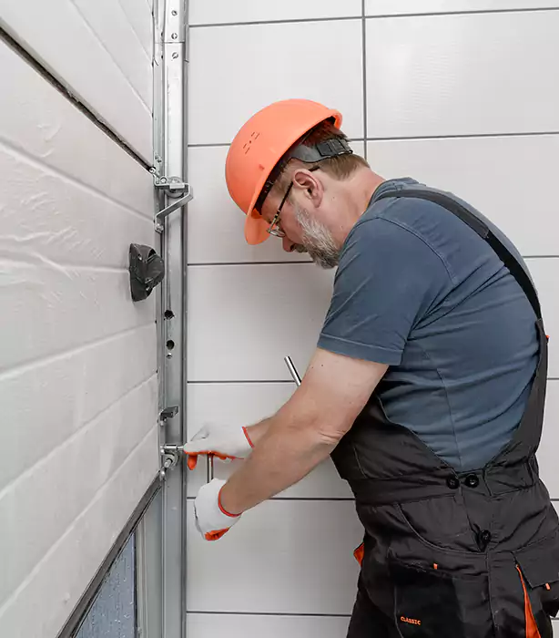 Residential Garage Door Repair Medley