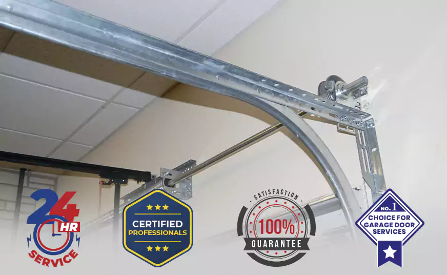 How Much Does a Garage Door Rail Replacement Cost in Medley, FL?
