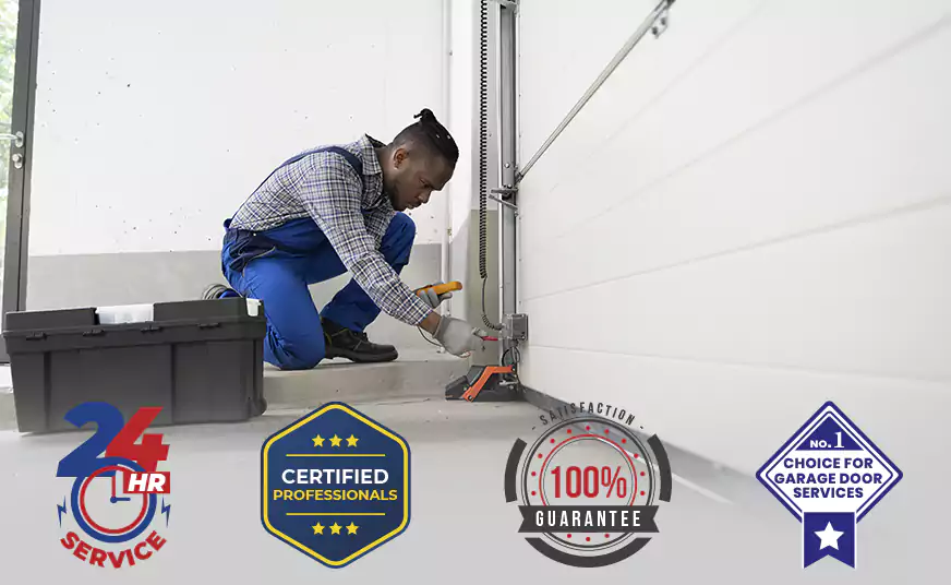 Insulated Roll Up Garage Doors Services Cost in Medley, FL